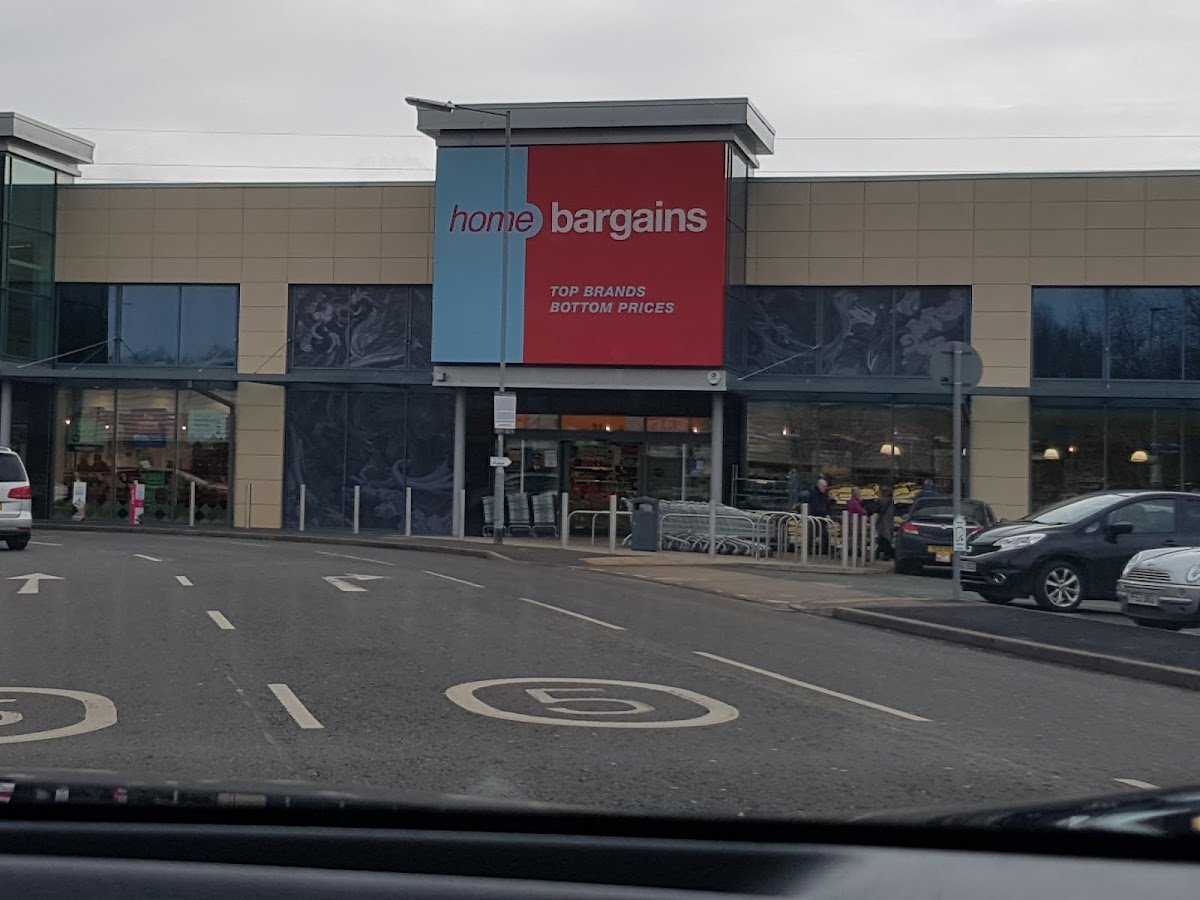 Home Bargains - Photo 2