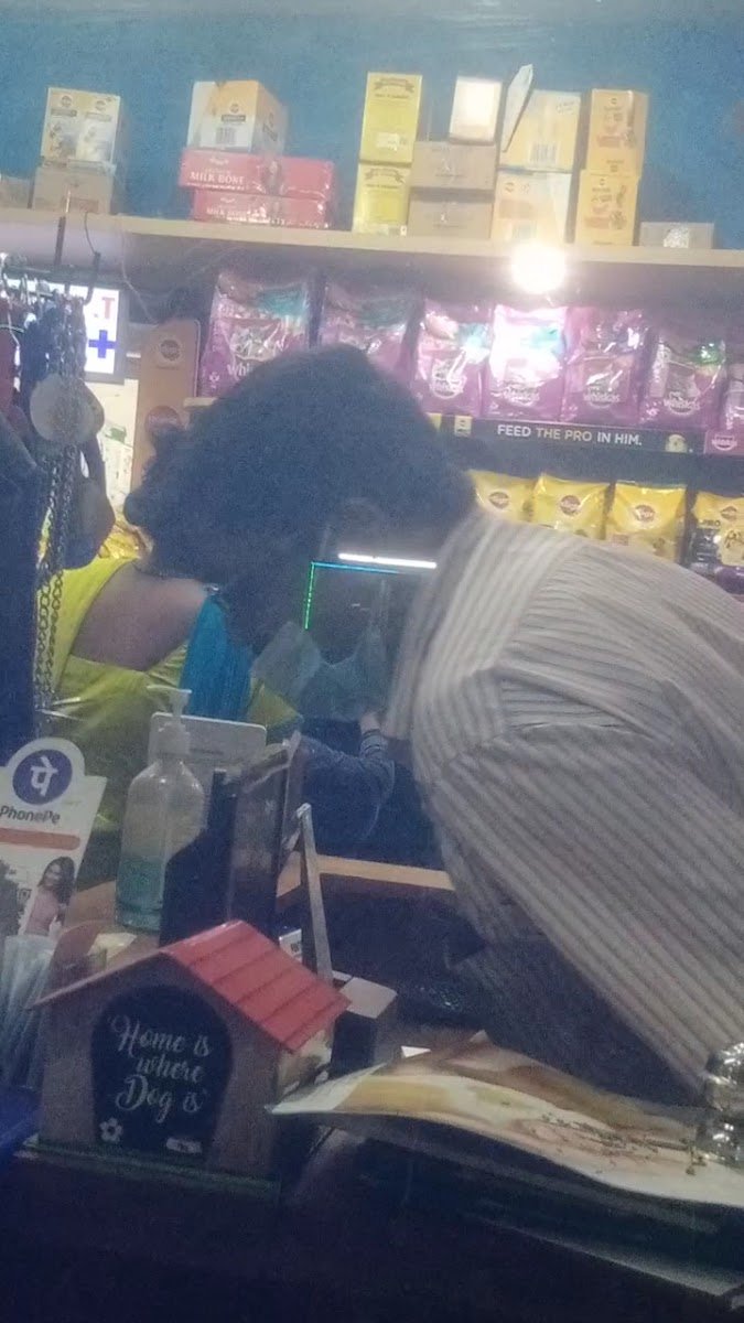 Pet store - Photo 2