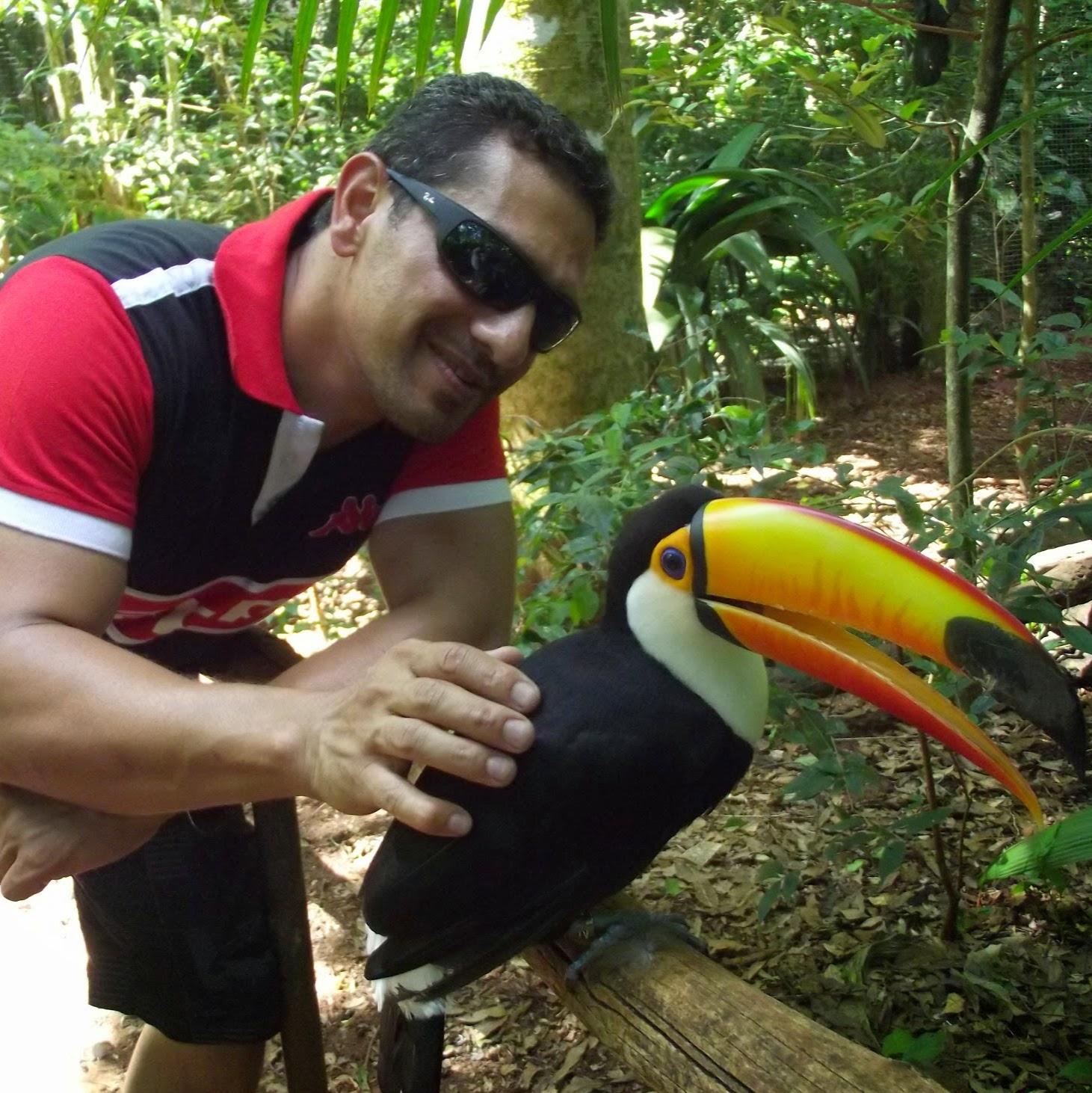 Pet Shop Mafia Peluda