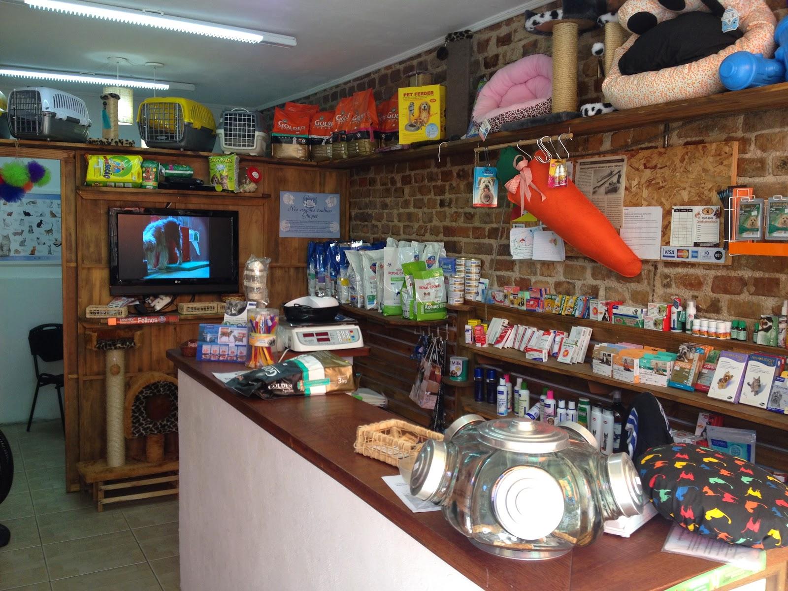 Four Paws Pet Shop Warehouse