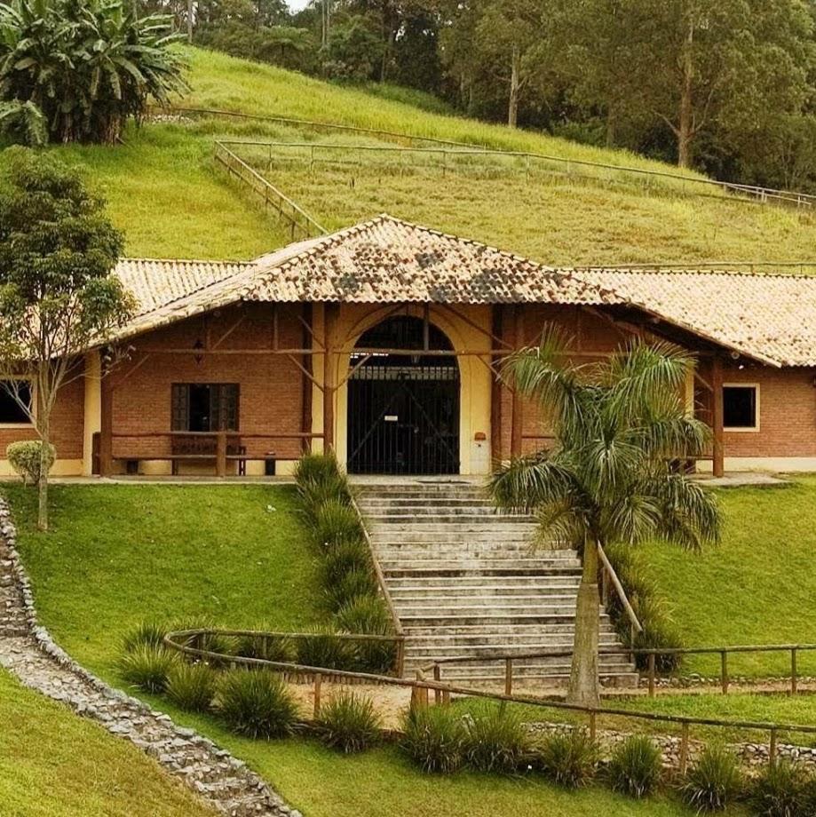 Villa Campus / Villa dos Cavallos